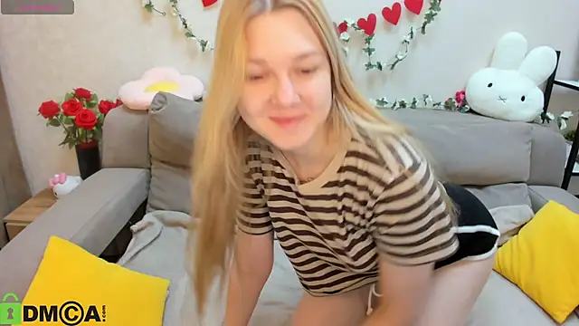 Sylvia Ortiz online show from March 15, 1:00 am