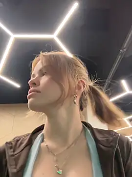 SMELLSEX online show from January 13, 7:30 pm