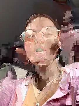 SMELLSEX online show from April 1, 10:38 am