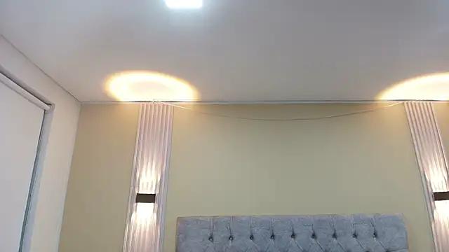 LiaMonroee  online show from September 17, 11:45 am