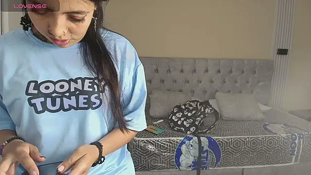 LiaMonroee  online show from October 12, 11:42 am