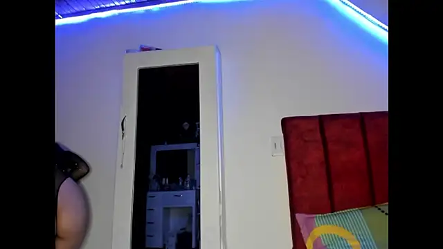 ScarletWitch X online show from September 17, 4:03 am