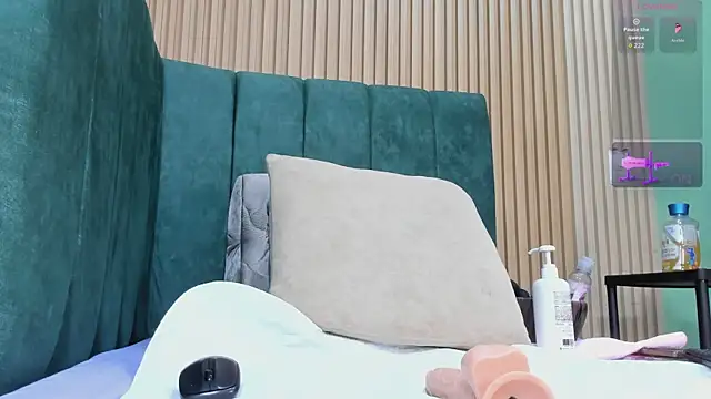 EvelynFoxx- online show from November 17, 7:19 pm