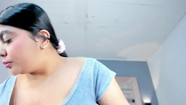 BellaBoobs  online show from December 2, 7:42 pm