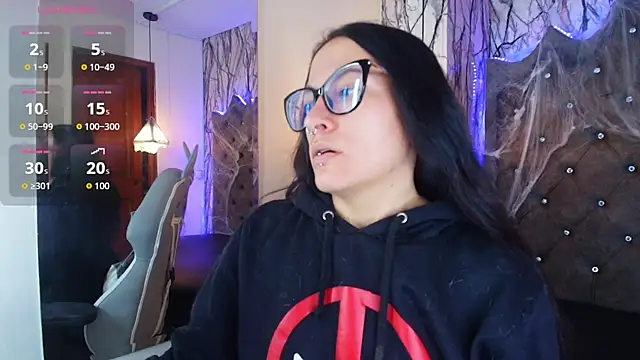 Zami Escobar of online show from October 12, 6:40 pm