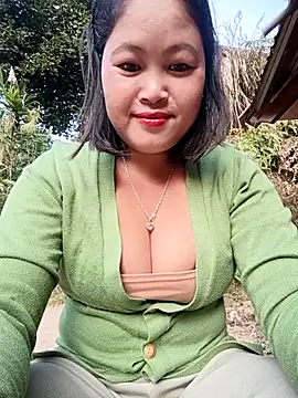 maycuc123 online show from December 20, 1:12 am