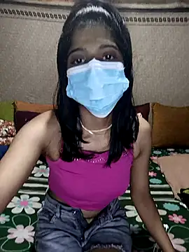 Snapshot of emali_baba chatting on October 17, 3:53 am emali baba online show from October 17, 3:53 am