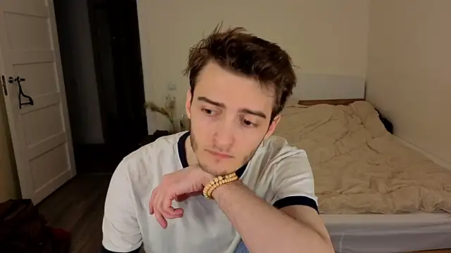 Snapshot of spider____man chatting on May 11, 5:21 pm spider man online show from May 11, 5:21 pm