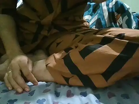 Roshani hoty online show from January 11, 4:45 pm