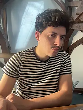 dock 75 online show from November 4, 1:32 pm