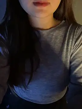 Snapshot of Hinne07 chatting on February 10, 3:27 pm Hinne07 online show from February 10, 3:27 pm