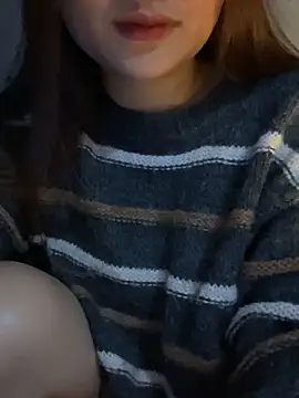 Snapshot of Hinne07 chatting on February 20, 3:25 am Hinne07 online show from February 20, 3:25 am