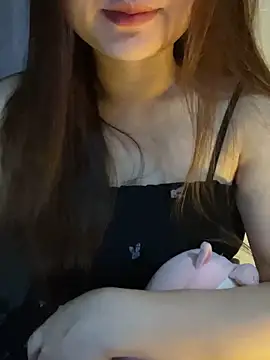 Snapshot of Hinne07 chatting on February 21, 9:32 am Hinne07 online show from February 21, 9:32 am