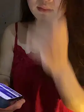 Snapshot of Hinne07 chatting on February 28, 5:52 am Hinne07 online show from February 28, 5:52 am