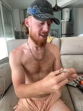 Snapshot of bailey_mcvicar chatting on June 27, 11:59 am bailey mcvicar online show from June 27, 11:59 am
