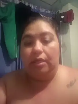 curvy diva  online show from September 17, 3:30 am