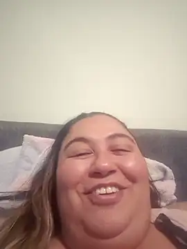 curvy diva  online show from September 27, 11:54 pm