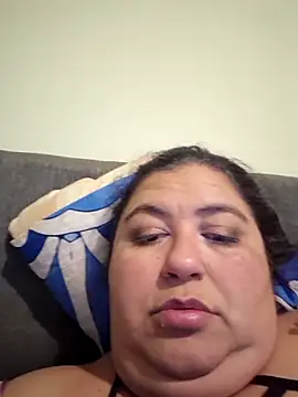 curvy diva  online show from October 4, 11:58 pm