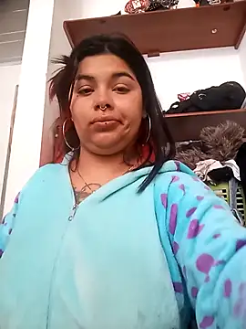 snow belle online show from December 2, 6:58 pm