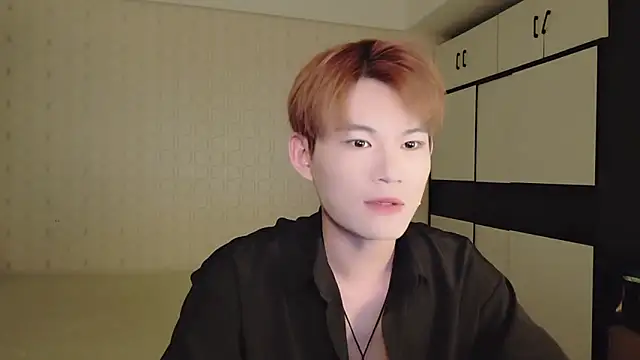 Snapshot of Dancer03 chatting on September 10, 1:44 pm Dancer03 online show from September 10, 1:44 pm