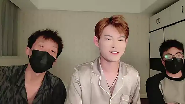 Snapshot of Dancer03 chatting on September 22, 2:30 pm Dancer03 online show from September 22, 2:30 pm