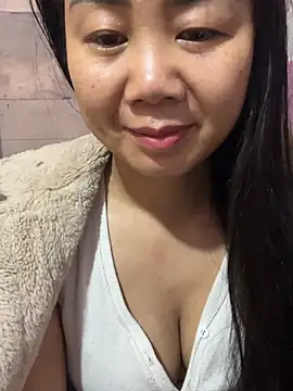 Snapshot of Binjt chatting on March 9, 8:13 pm Binjt online show from March 9, 8:13 pm