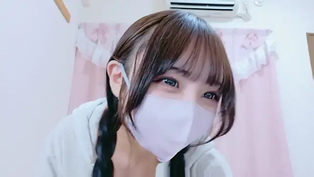 Mashiro-chan online show from December 14, 9:36 am