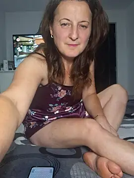 Fluturas2 online show from September 25, 6:33 pm