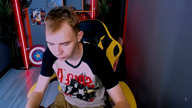 Snapshot of TimBlaks chatting on November 8, 6:46 am TimBlaks online show from November 8, 6:46 am