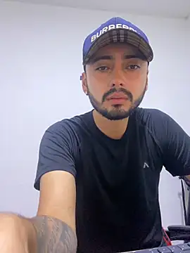 Snapshot of cristopher_wallacee chatting on November 3, 8:54 pm cristopher wallacee online show from November 3, 8:54 pm