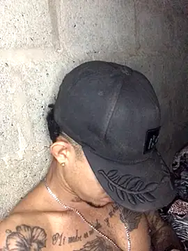 tattoos22 online show from November 8, 12:05 pm