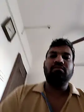 vinay smalldick online show from December 21, 2:41 am