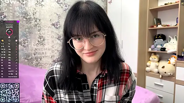 FakeLamb online show from September 27, 12:10 pm