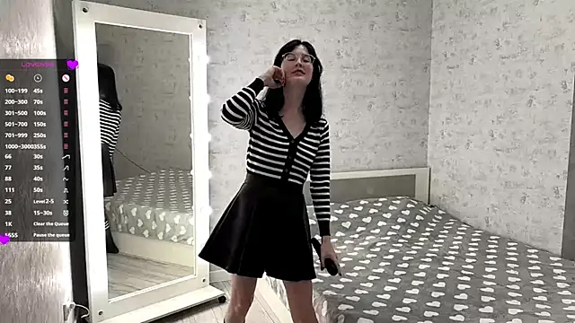 FakeLamb online show from October 3, 6:16 pm