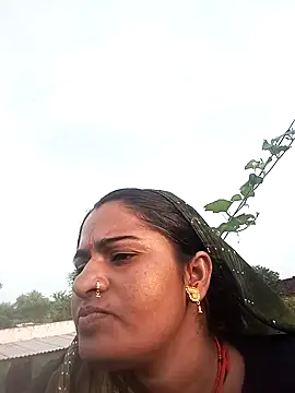 Hansini Gowda online show from September 9, 12:15 pm