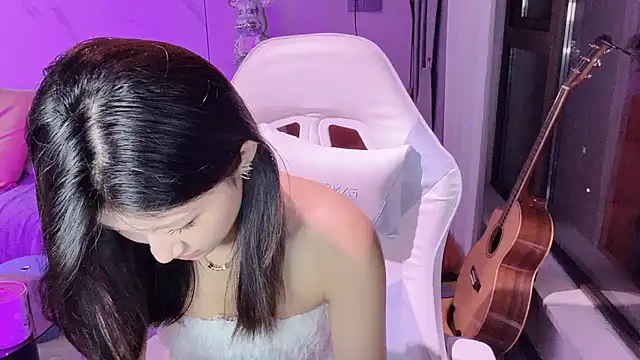 Snapshot of Lixinel-520 chatting on October 10, 11:20 am Lixinel-520 online show from October 10, 11:20 am