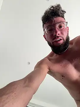 Snapshot of duomagique_off chatting on February 22, 3:10 pm duomagique off online show from February 22, 3:10 pm