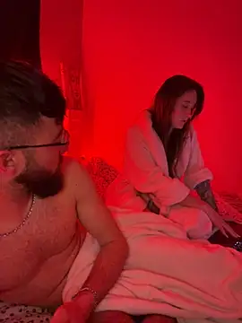 Snapshot of duomagique_off chatting on March 13, 8:59 pm duomagique off online show from March 13, 8:59 pm