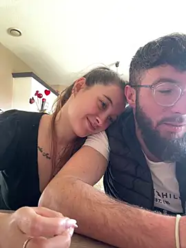 Snapshot of duomagique_off chatting on March 19, 12:42 pm duomagique off online show from March 19, 12:42 pm