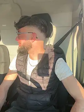 Snapshot of duomagique_off chatting on March 20, 4:45 pm duomagique off online show from March 20, 4:45 pm