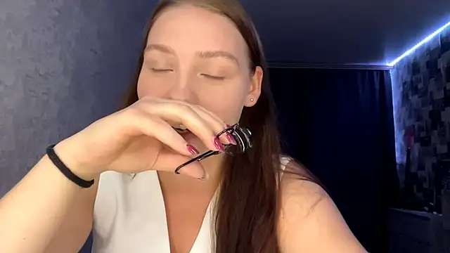 Snapshot of SwiiSweet chatting on October 5, 7:12 pm SwiiSweet online show from October 5, 7:12 pm