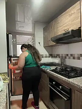 PortuPAWG online show from April 16, 10:01 pm