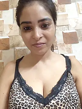 QUEEN-ADITI online show from October 3, 3:58 am