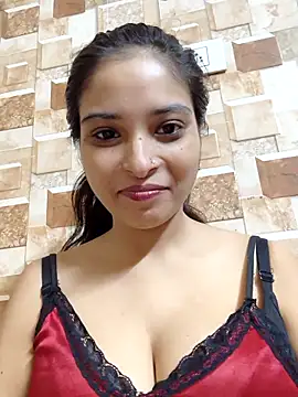 QUEEN-ADITI online show from October 13, 2:44 am