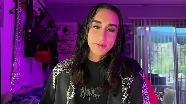 xoFrankie online show from February 23, 12:41 am