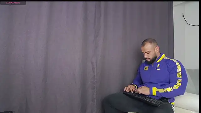 Snapshot of RickyMiami1 chatting on September 29, 5:40 pm RickyMiami1 online show from September 29, 5:40 pm