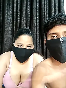 Snapshot of Beautiful_couple_70 chatting on September 12, 3:45 pm Beautiful couple 70 online show from September 12, 3:45 pm