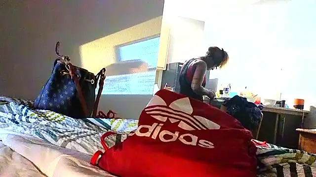 CinnaCakesss online show from October 30, 6:41 pm