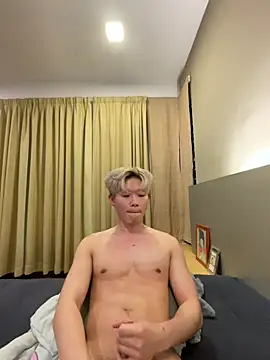 zachlee 69 online show from April 4, 5:32 pm