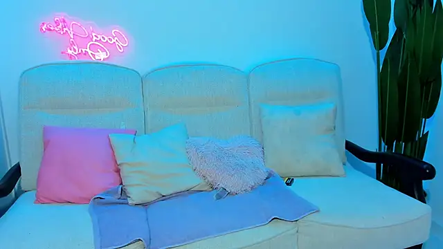 JessicaSky  online show from March 20, 7:41 pm